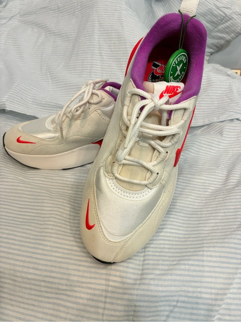 Nike women’s air